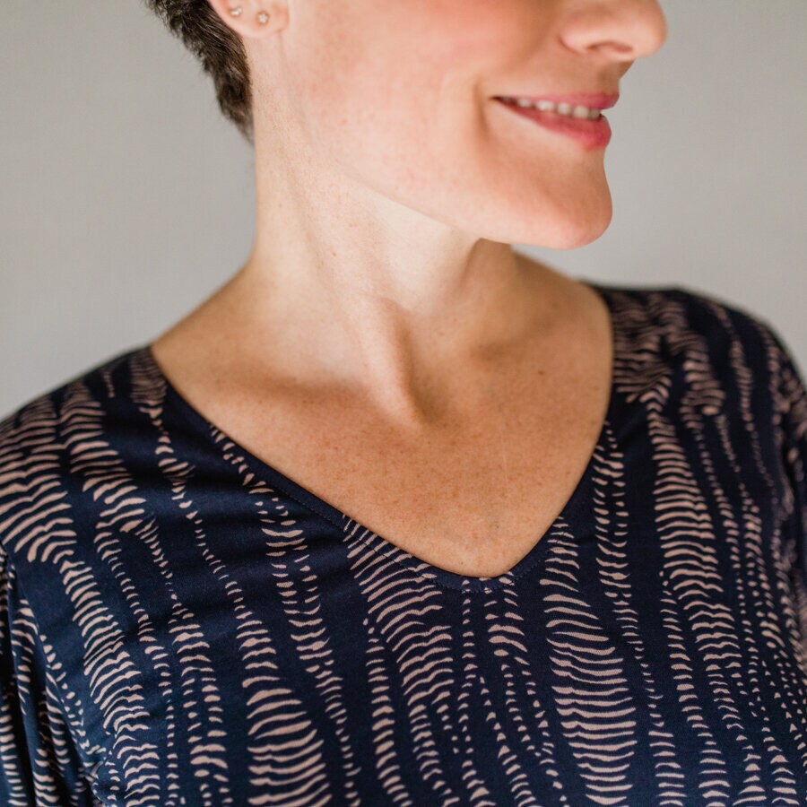 Line blouse - collin dark nights
