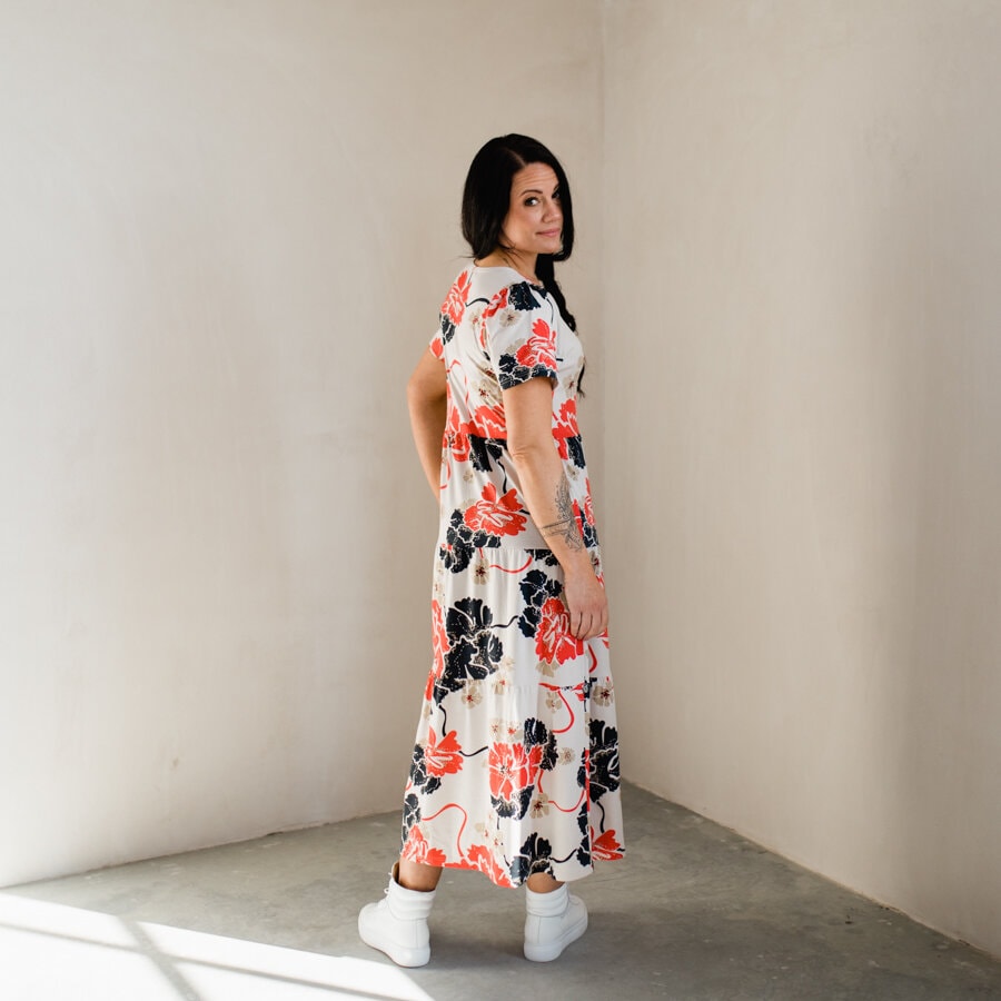 Madison v-neck dress - bloom light champagne