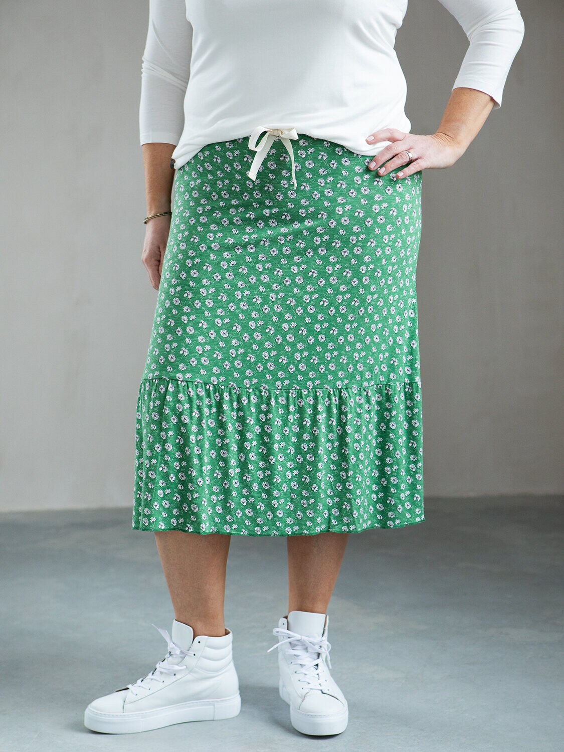 Mariette skirt - field grassy green