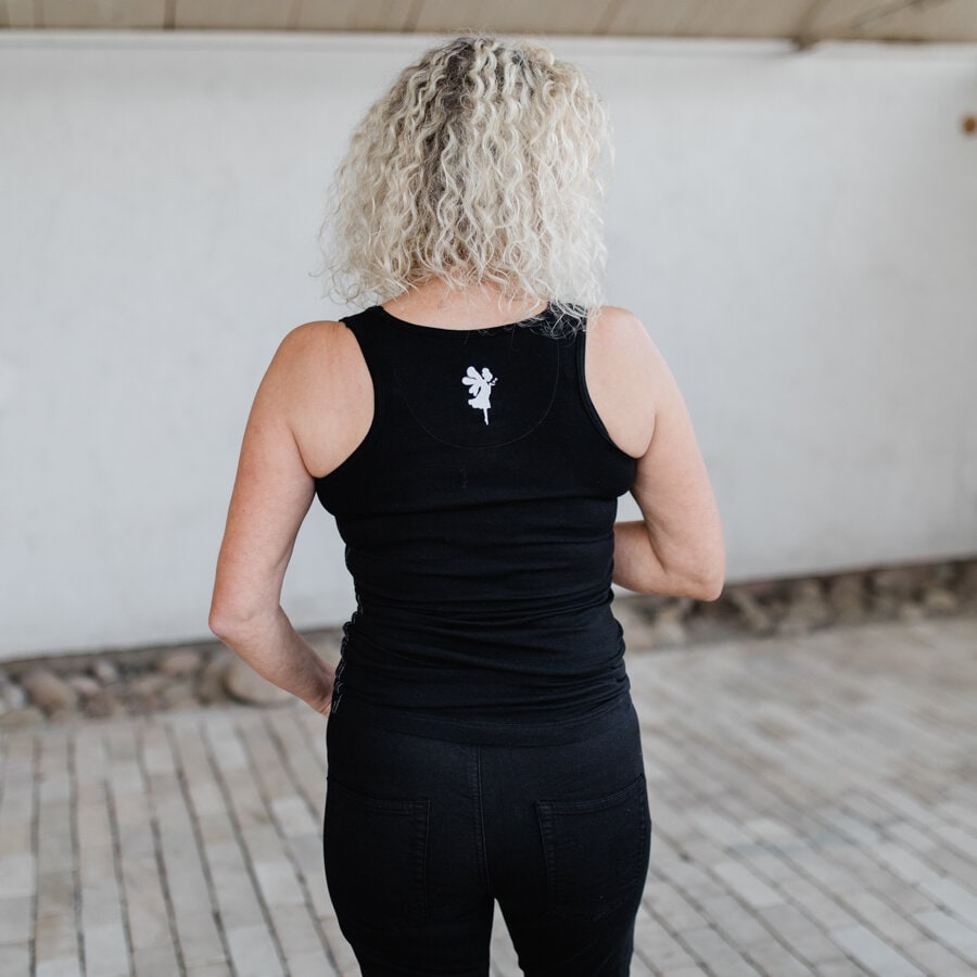 Just a singlet - black