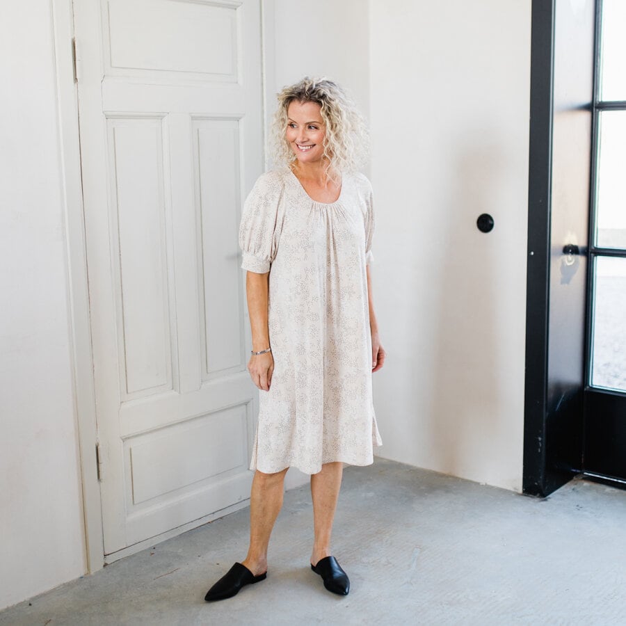 Cute dress -  french garden soft sand
