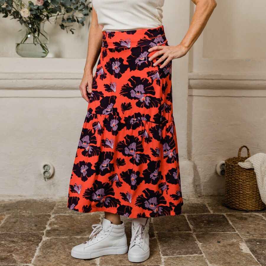 Rosie skirt - tonga soft red