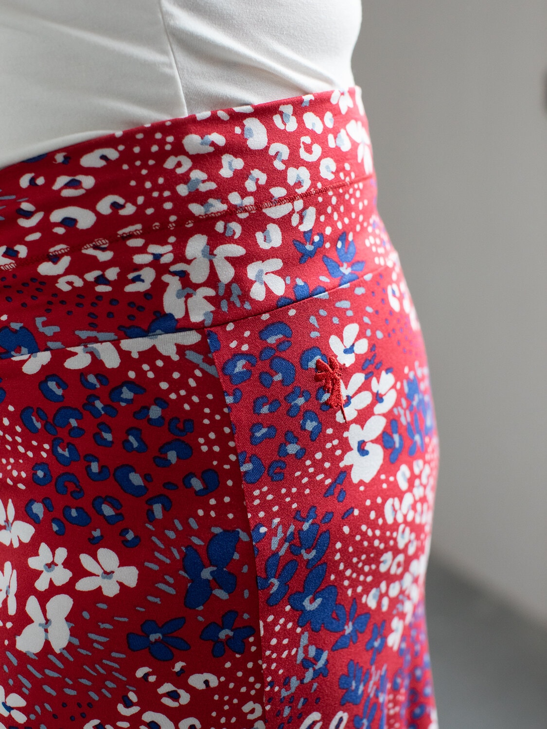 Jane skirt - meadow sweet cherry