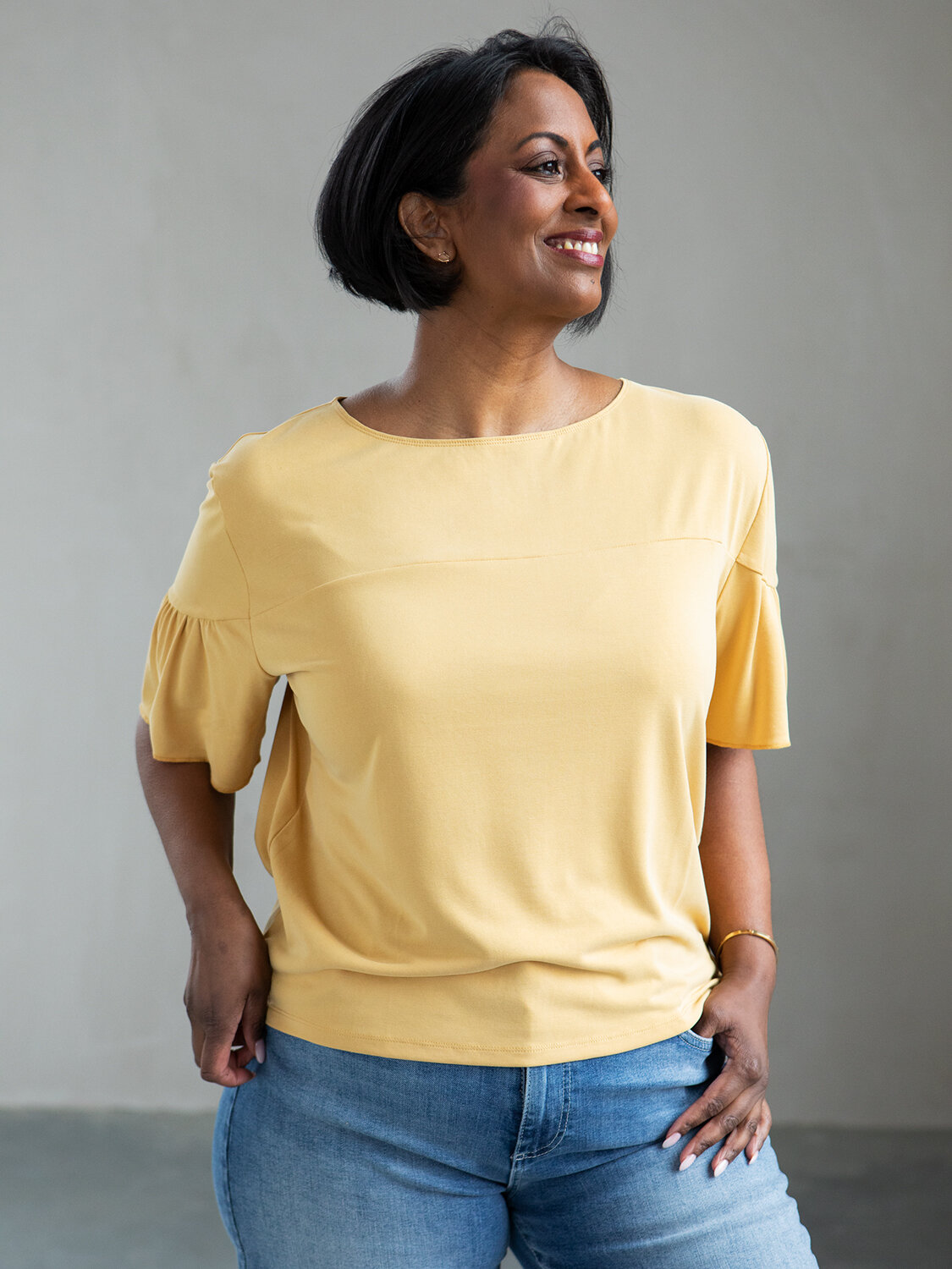 Dressy top - lily yellow
