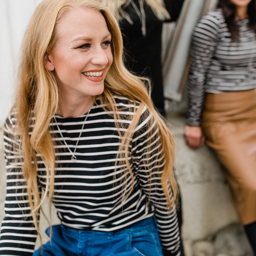 Common top - stripes black ivory white