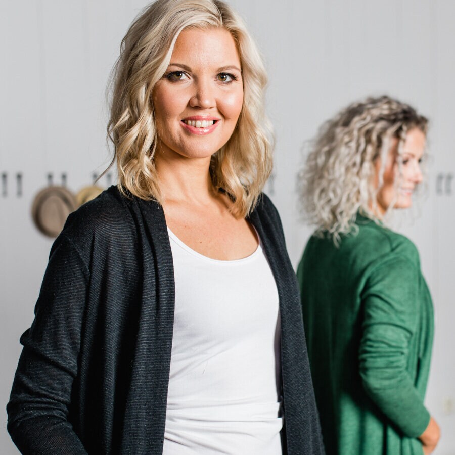 Significant cardie - black