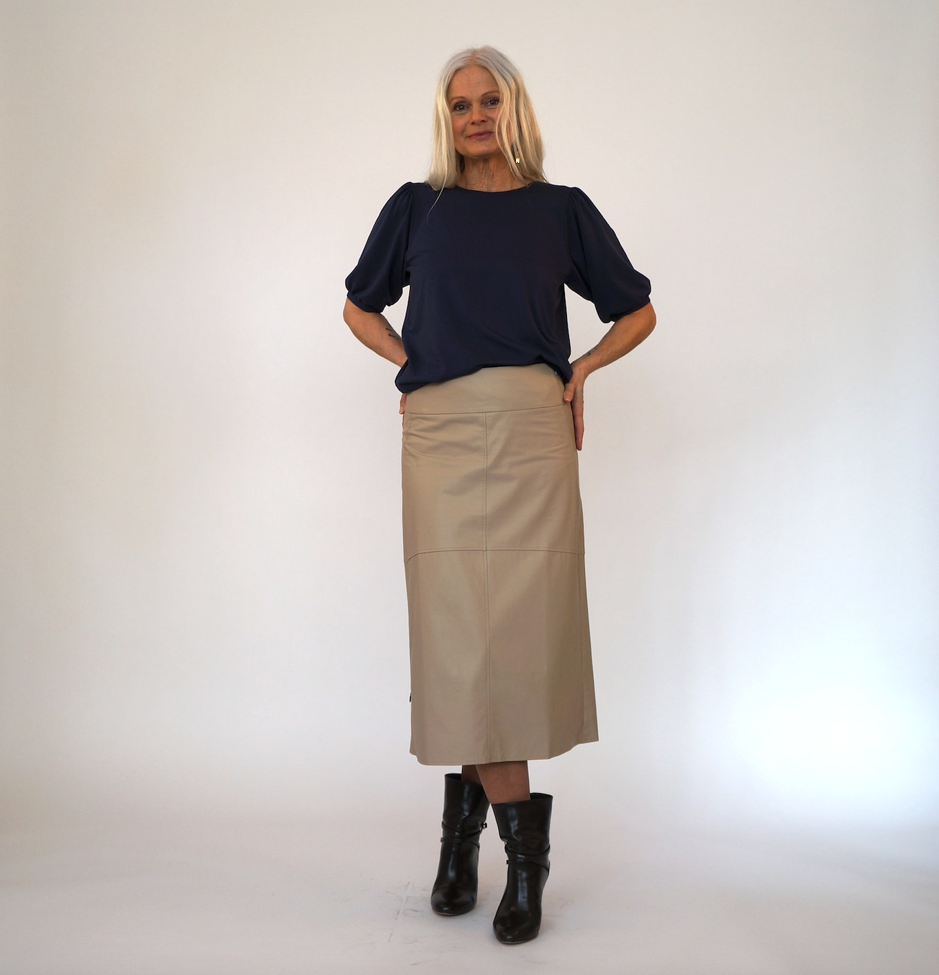 Point skirt - sand