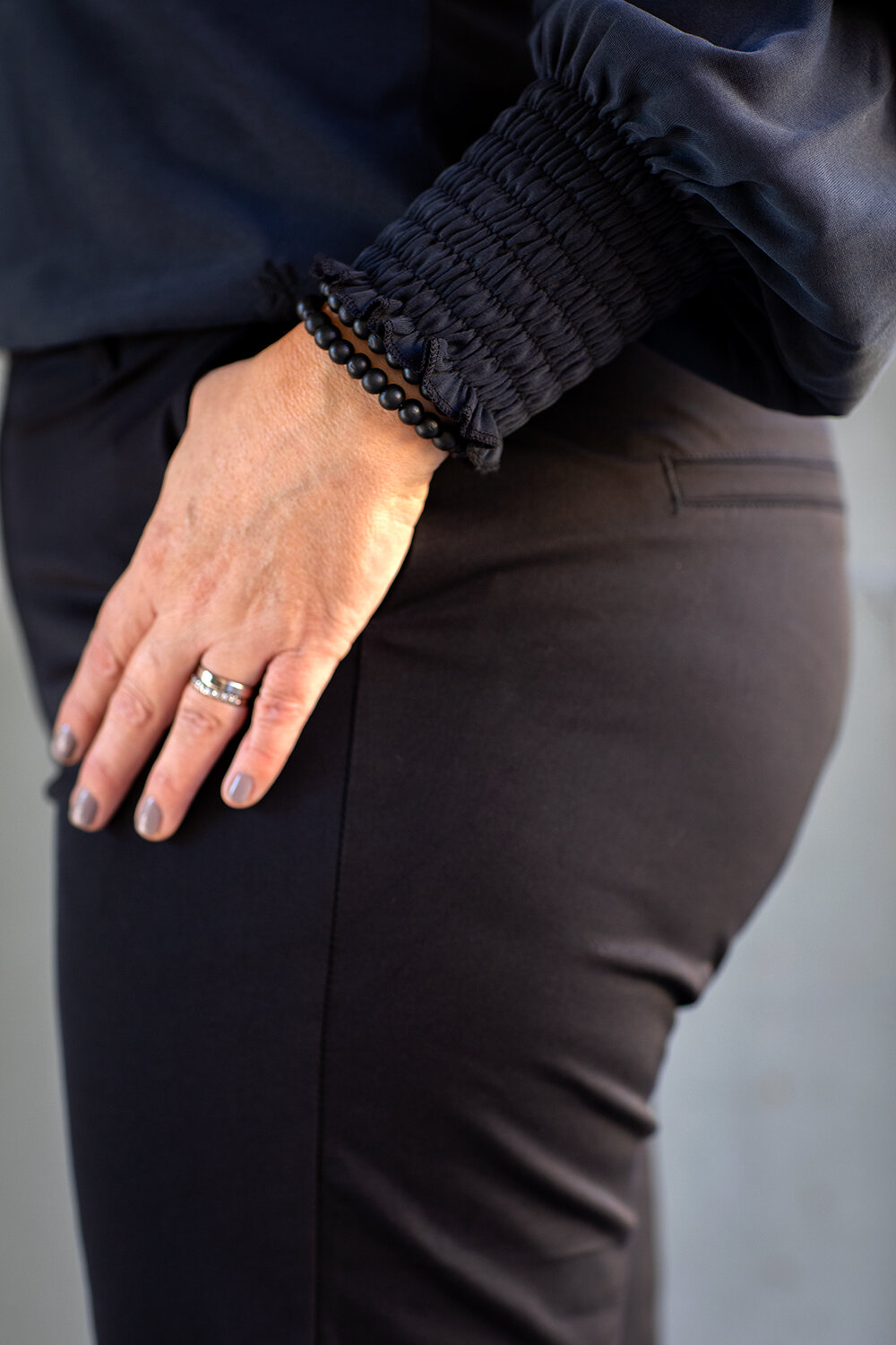 Emerald blouse - black