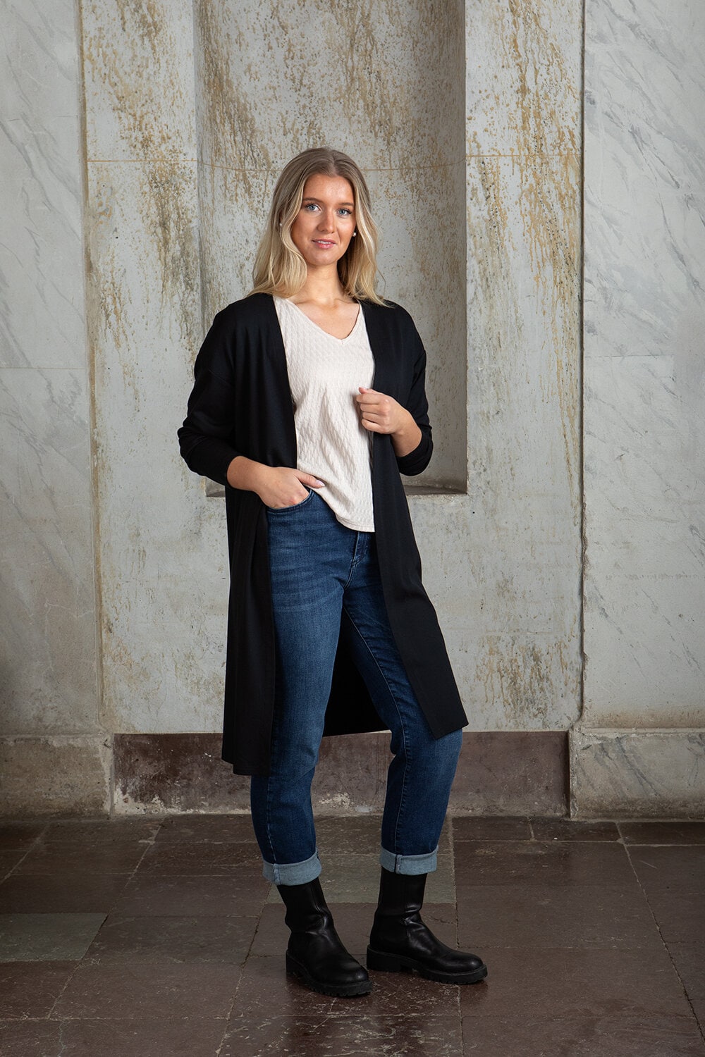 Olivia cardie - black