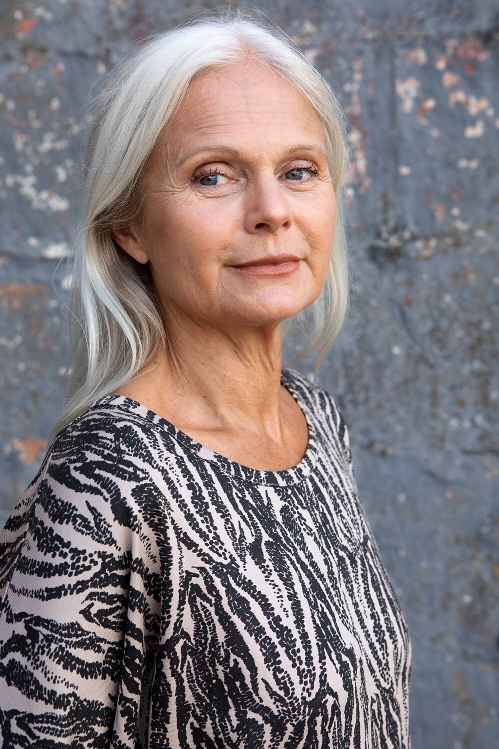 Believe top - akacia warm sand