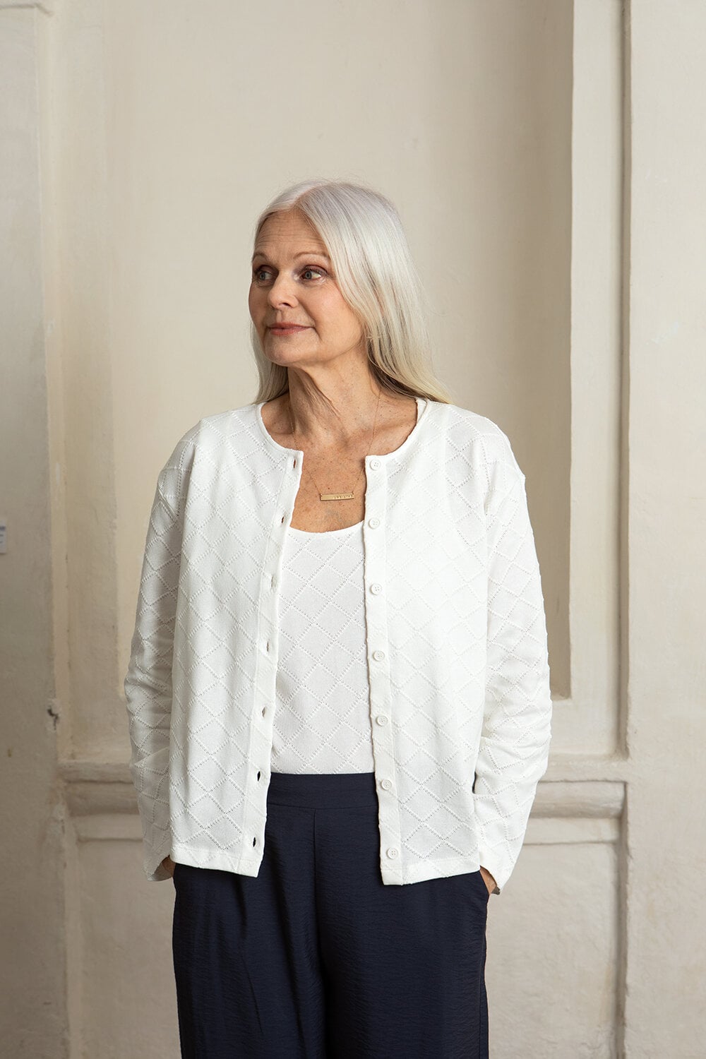 Valerie cardie - white