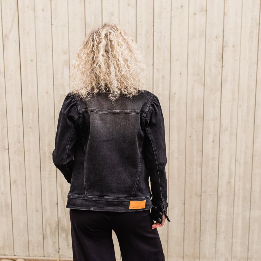 Ebba jeans jacket - washed black
