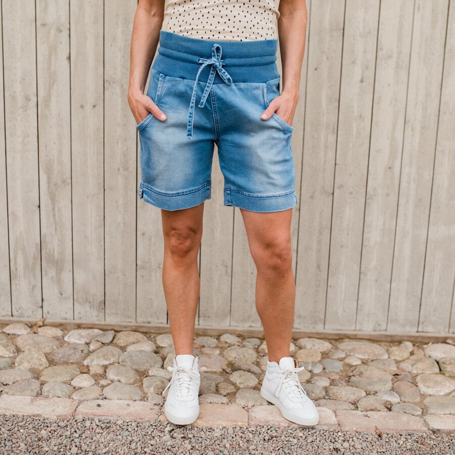 Make a wish jeans shorts - mid blue
