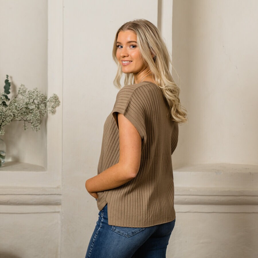 Tube knitted top - dark beige