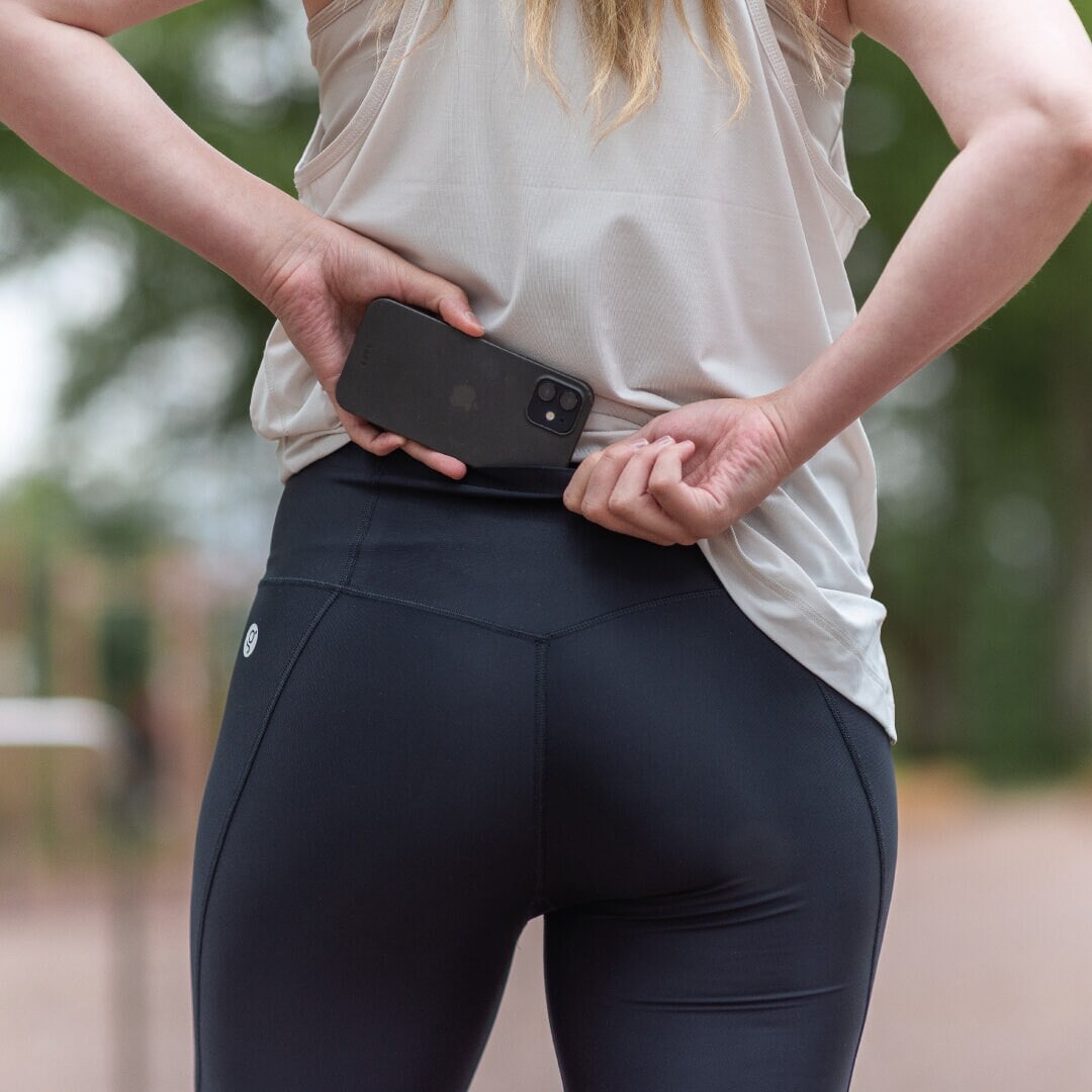 Kat short tights - black