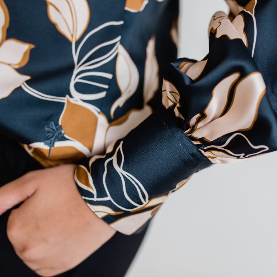 Emma blouse - garden night blue