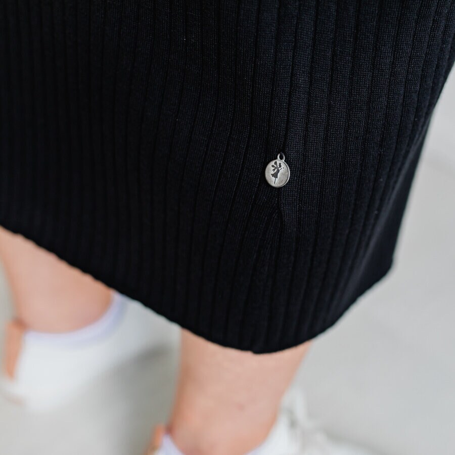 Tube knitted skirt - black