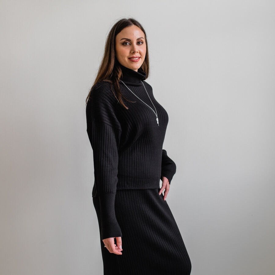 Tube sweater - black