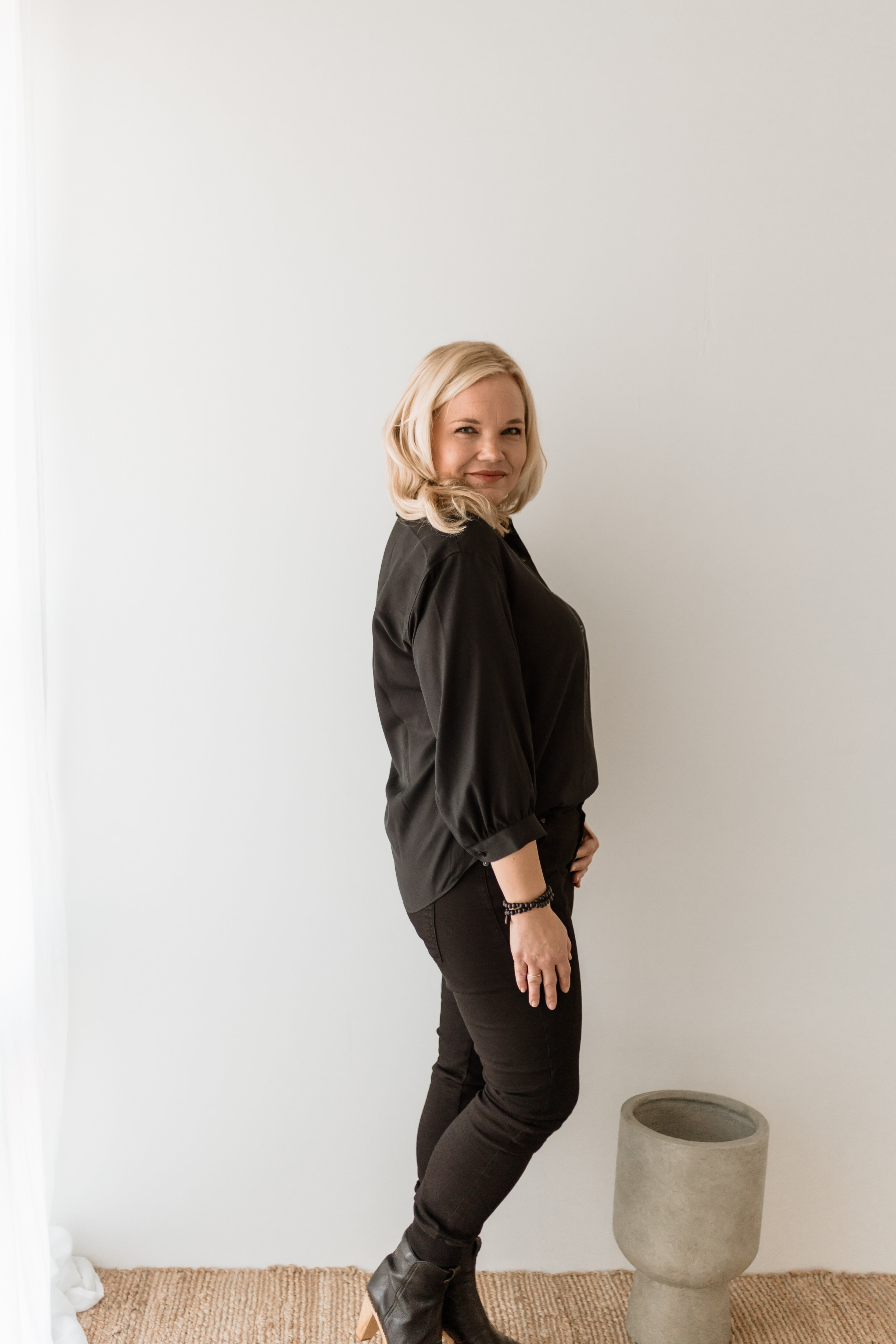 Aurora blouse - black