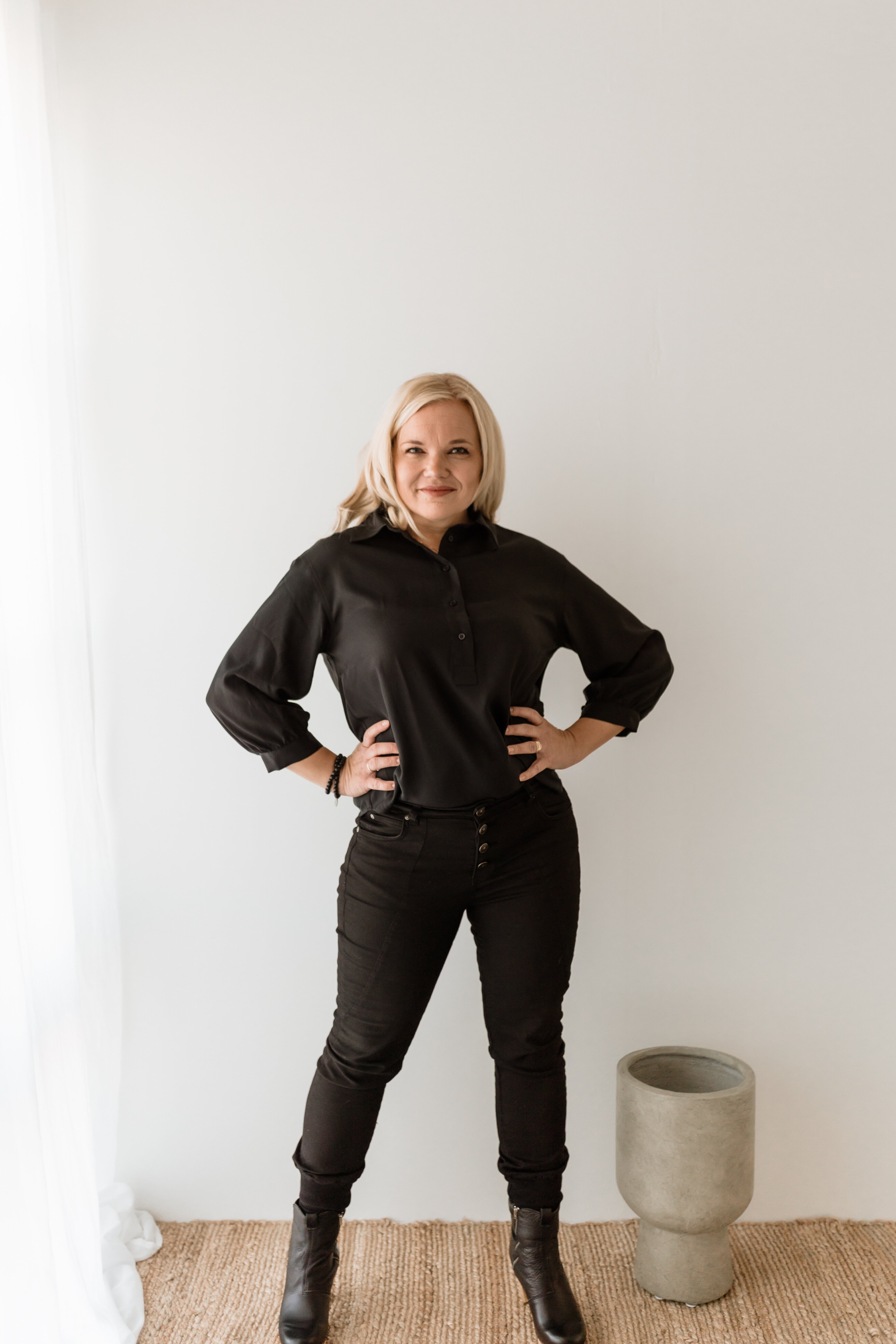 Aurora blouse - black